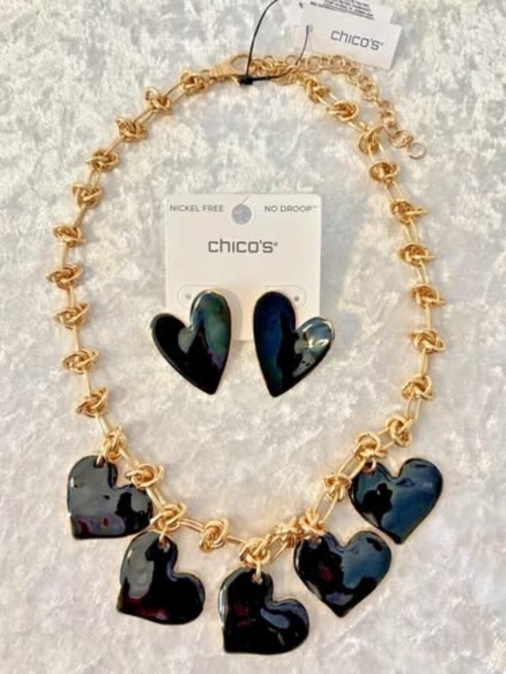 NWT CHICO'S Black Heart Drop Off Necklace AND MATCHING EARRINGS.
